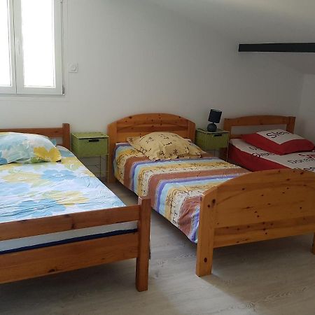 Gite Paisible Renove Hagetmau Exteriör bild